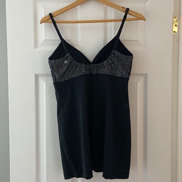 Lululemon tank - Picture 2 of 3